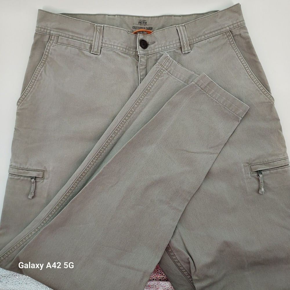 Dockers Pacific Crossover Cargo Pants Khaki Mens Size 36x32 Casual Outdoor